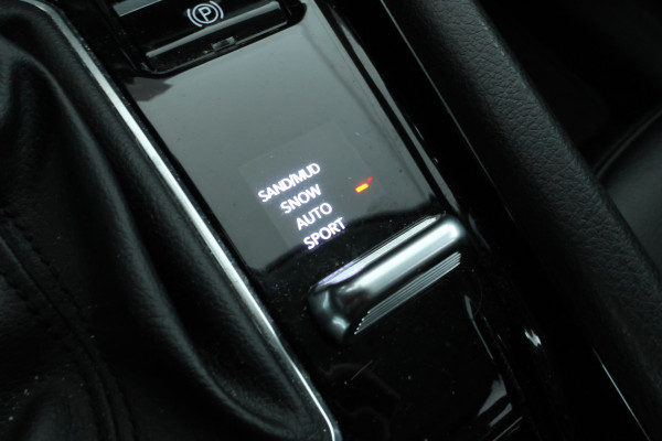 Jeep Compass 4xe 240 Plug-in Hybrid Electric 80th Anniversary Trekhaak, Automaat, Full Black!