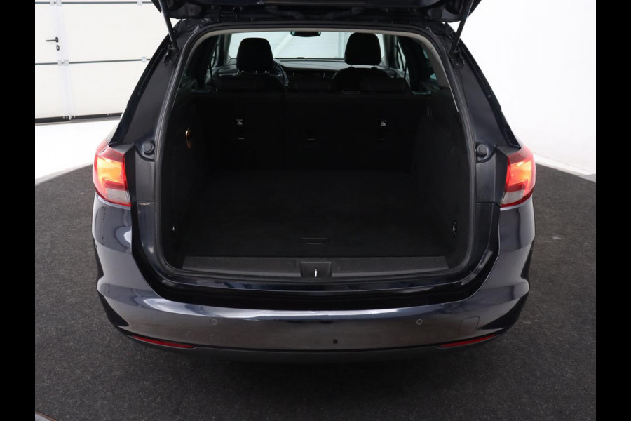 Opel Astra 1.0 Turbo Online Edition | Carplay | Navigatie | Climate control | Parkeerhulp | Cruise control | Bluetooth | Getint glas