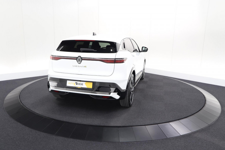 Renault Mégane E-Tech EV40 Boost Charge Techno | Camera | Dodehoekdetectie | Adaptieve Cruise Control | SOH = 92.8%