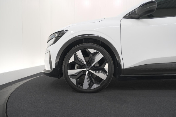 Renault Mégane E-Tech EV40 Boost Charge Techno | Camera | Dodehoekdetectie | Adaptieve Cruise Control | SOH = 92.8%