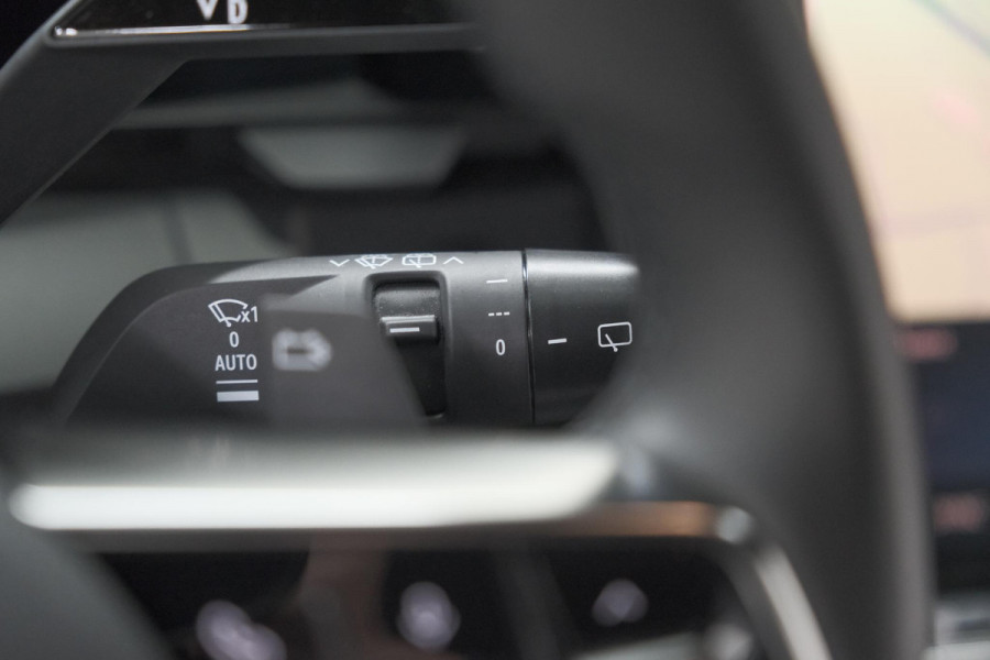 Renault Mégane E-Tech EV40 Boost Charge Techno | Camera | Dodehoekdetectie | Adaptieve Cruise Control | SOH = 92.8%