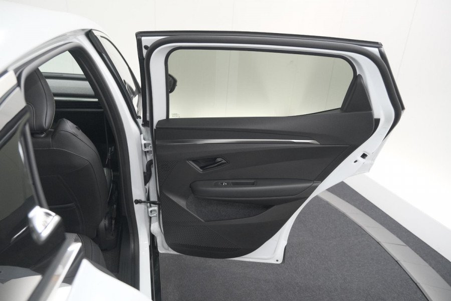 Renault Mégane E-Tech EV40 Boost Charge Techno | Camera | Dodehoekdetectie | Adaptieve Cruise Control | SOH = 92.8%