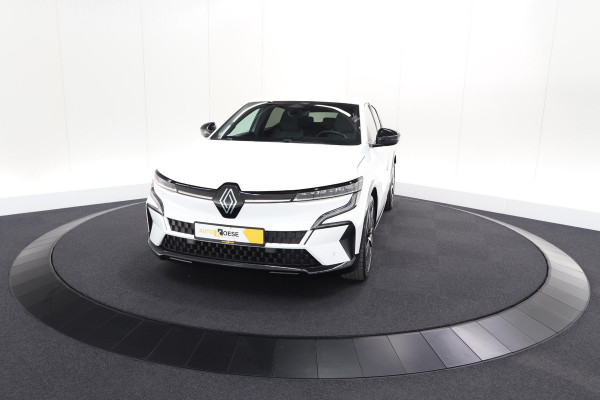 Renault Mégane E-Tech EV40 Boost Charge Techno | Camera | Dodehoekdetectie | Adaptieve Cruise Control | SOH = 92.8%