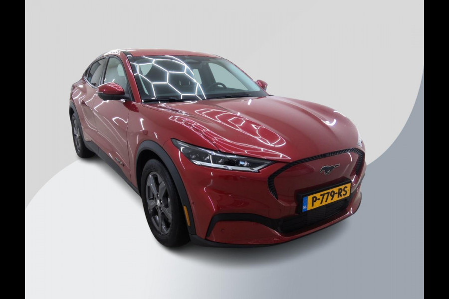 Ford Mustang Mach-E Extended RWD 98 kWh | 32.000 KM | SOH 96,5 % | Technology Pack | WORDT VERWACHT!