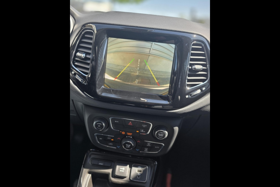 Jeep Compass 150PK Automaat NightEagle* | 19" | Leder | Apple carpl. |