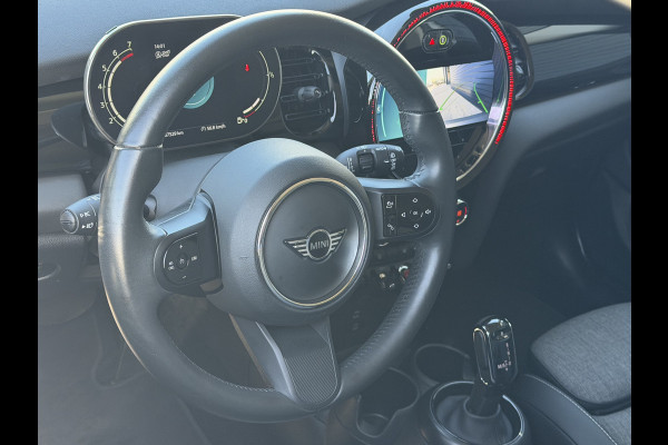 MINI Mini 1.5 Cooper 136 PK Camden Plus Edition Automaat / Camera / Navigatie