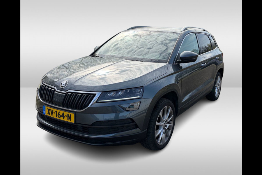 Škoda Karoq 1.5 TSI ACT Style Business / Trekhaak / Camera / Keyless / CarPlay / 18'' / Canton Audio / DAB / Stoelverwarming / Cruise Control Adaptief