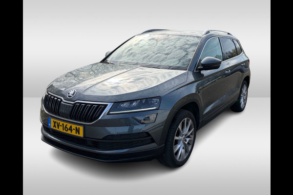 Škoda Karoq 1.5 TSI ACT Style Business / Trekhaak / Camera / Keyless / CarPlay / 18'' / Canton Audio / DAB / Stoelverwarming / Cruise Control Adaptief