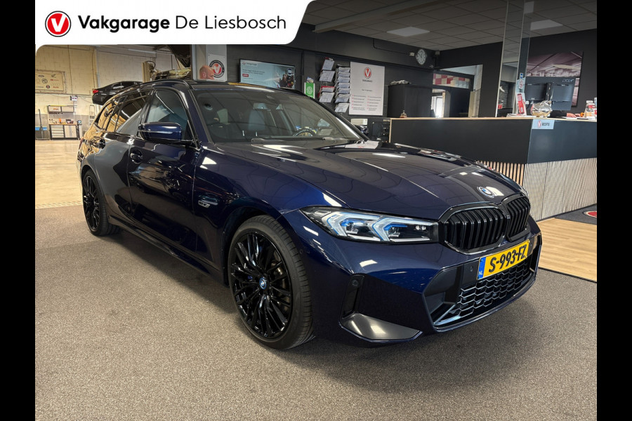 BMW 3-serie 320e M-pakket/pano/leer/head up/harman kardon/orig ned/eerste eigenaar