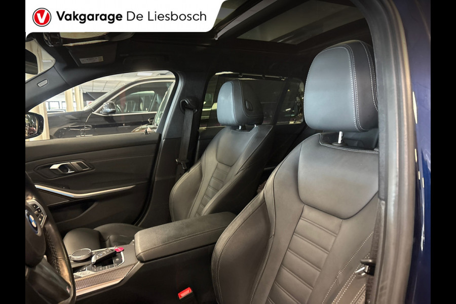 BMW 3-serie 320e M-pakket/pano/leer/head up/harman kardon/orig ned/eerste eigenaar