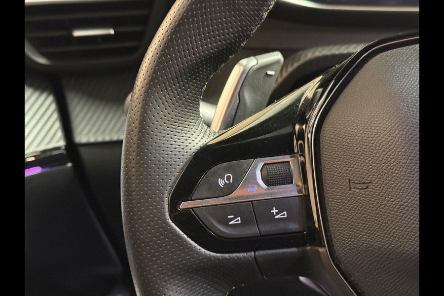 Peugeot 2008 1.2 PureTech 130 GT | Sfeerverlichting | Camera | Stoelverwarming | Carplay