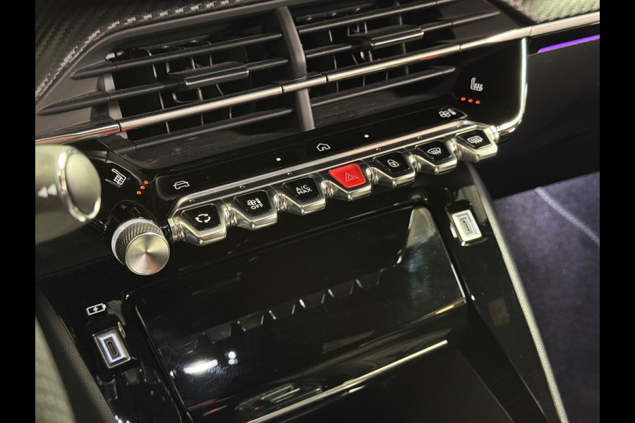 Peugeot 2008 1.2 PureTech 130 GT | Sfeerverlichting | Camera | Stoelverwarming | Carplay