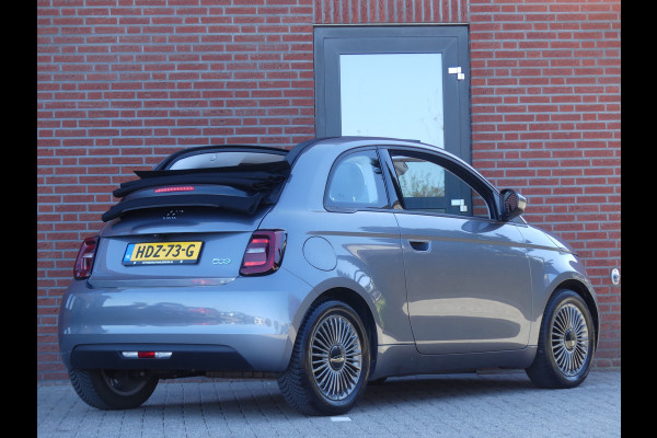 Fiat 500C RED 42 kWh Cabriolet Navigatie/Camera