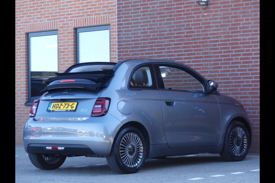 Fiat 500C RED 42 kWh Cabriolet Navigatie/Camera