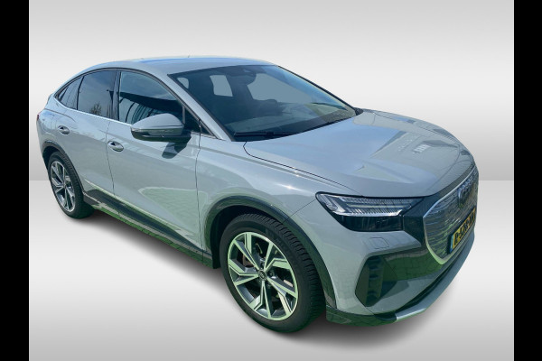 Audi Q4 Sportback e-tron 40 Advanced edition 77 kWh / Trekhaak / Camera / Head-up / CarPlay / 18'' / Keyless / Dodehoek / Stoelverwarming / DAB / ACC