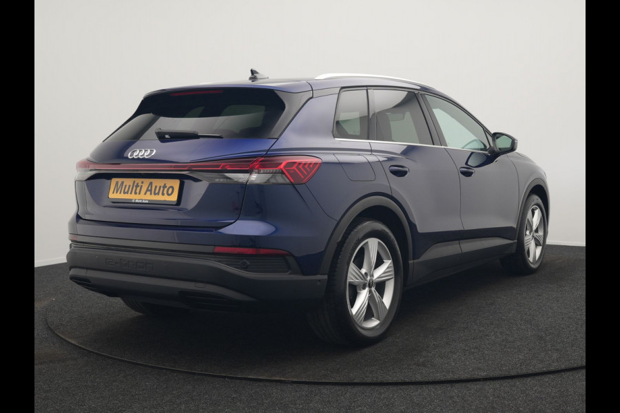 Audi Q4 e-tron 40 Advanced edition 77 kWh 204pk Dealer O.H. | S-Line Interieur | Trekhaak Af Fabriek | Adaptive Cruise | Camera | Blis | Sportstoelen Verwarmd | Apple Carplay | Navigatie | DAB |