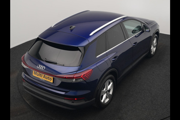 Audi Q4 e-tron 40 Advanced edition 77 kWh 204pk Dealer O.H. | S-Line Interieur | Trekhaak Af Fabriek | Adaptive Cruise | Camera | Blis | Sportstoelen Verwarmd | Apple Carplay | Navigatie | DAB |