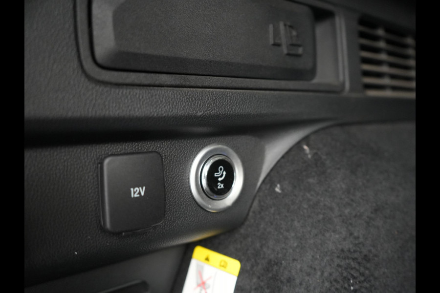 Ford Kuga 2.5 Vignale PHEV 225pk Dealer O.H. | Trekhaak Af Fabriek | Adaptive Cruise | Head Up | 360 Camera | Bang & Olufsen | Lederen Sportstoelen Memory & Verwarmd | Keyless | Blis | Stuur Verwarmd | Apple Carplay | Navigatie | DAB |  Plug In Hybrid |