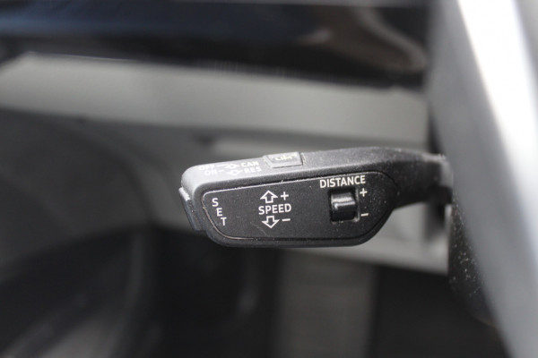 Audi e-tron e-tron 55 quattro advanced Pro Line Plus 95 kWh / Full option! / Trekhaak / Panoramadak / 360Camera / Head-up / B&O / Keyless / 21'' / Softclose / Stoelmassage / Luxe Leder / Nachtzicht / DAB / ACC