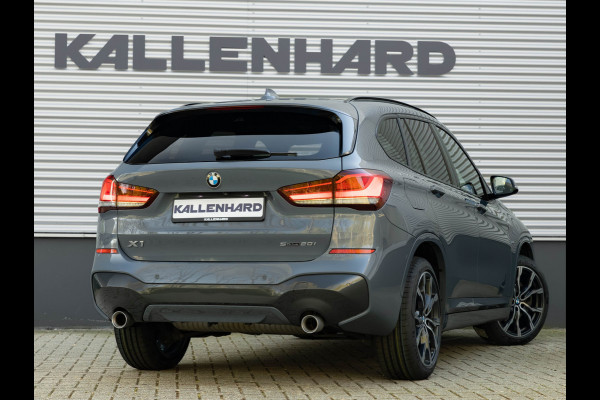 BMW X1 sDrive20i M-Sport - Pano - Trekhaak - Memoryzetel - Camera - Harman Kardon
