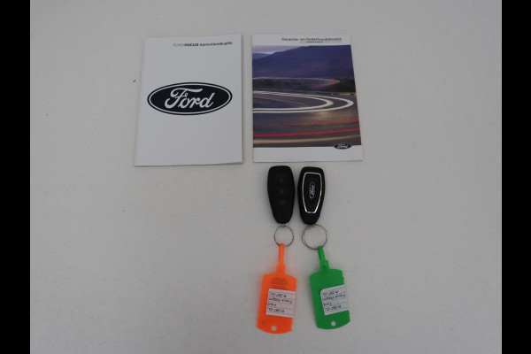 Ford Focus 1.0 EcoBoost Hybrid ST Line X | Stoel & stuurverwarming | Adaptive cruise | Camera | Navigatie | Carplay | B&O Sound | Full LED | Digital Cockpit | Climate control