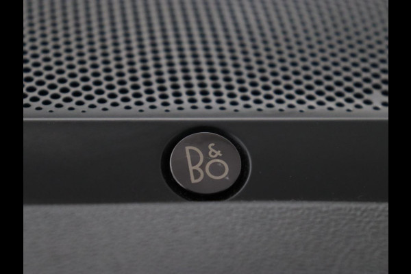 Ford Focus 1.0 EcoBoost Hybrid ST Line X | Stoel & stuurverwarming | Adaptive cruise | Camera | Navigatie | Carplay | B&O Sound | Full LED | Digital Cockpit | Climate control