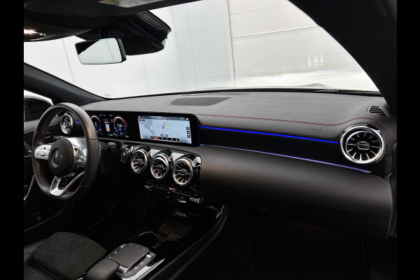 Mercedes-Benz CLA-Klasse 250 e Premium Inclusief 24 maanden Mercedes-Benz Certified garantie voor Europa.