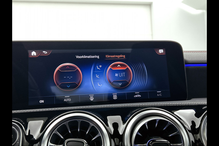 Mercedes-Benz CLA-Klasse 250 e Premium Inclusief 24 maanden Mercedes-Benz Certified garantie voor Europa.