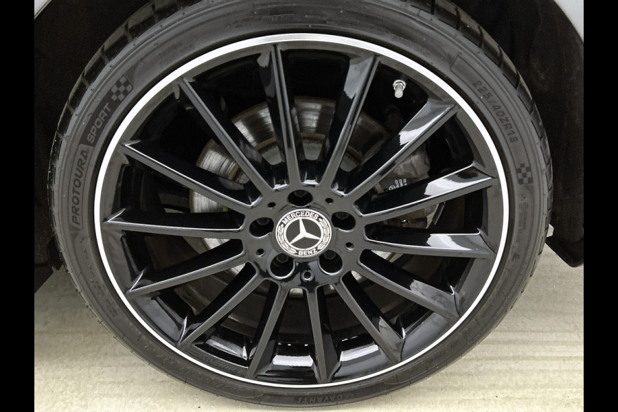 Mercedes-Benz CLA-Klasse 250 e Premium Inclusief 24 maanden Mercedes-Benz Certified garantie voor Europa.