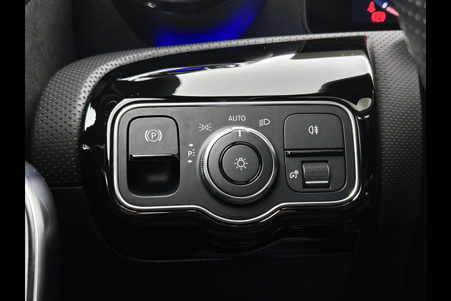 Mercedes-Benz CLA-Klasse 250 e Premium Inclusief 24 maanden Mercedes-Benz Certified garantie voor Europa.