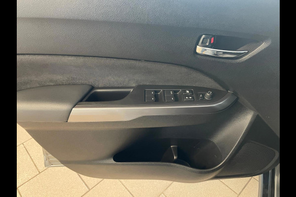 Suzuki Vitara 1.4 Boosterjet Style Smart Hybrid AIRCO CLIMA NAVI CRUISE BLUETOOTH ELEK RAMEN VELGEN STOELVERW TREKHAAK NIEUWSTAAT