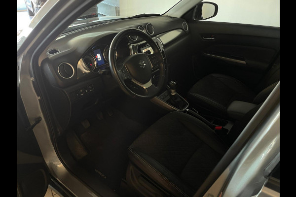 Suzuki Vitara 1.4 Boosterjet Style Smart Hybrid AIRCO CLIMA NAVI CRUISE BLUETOOTH ELEK RAMEN VELGEN STOELVERW TREKHAAK NIEUWSTAAT