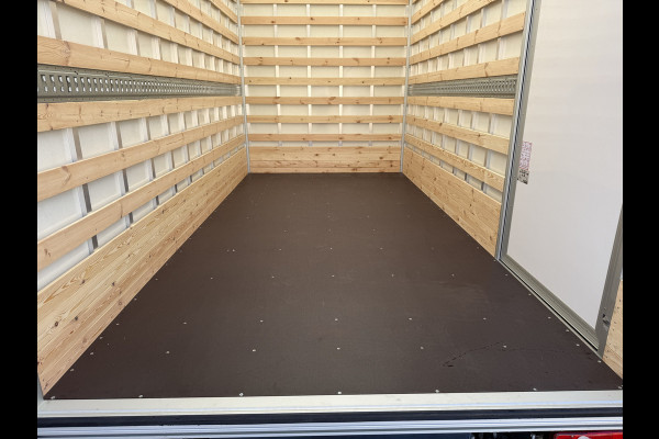 Maxus eDeliver 9 65kWh *Direct beschikbaar* NIEUW DHollandia Laadklep 172km WLTP 204PK 80kW Snelladen Carplay Adaptieve Cruise Control LED Airco Koffer Bakwagen Meubelbak