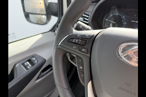 Maxus eDeliver 9 65kWh *Direct beschikbaar* NIEUW DHollandia Laadklep 172km WLTP 204PK 80kW Snelladen Carplay Adaptieve Cruise Control LED Airco Koffer Bakwagen Meubelbak