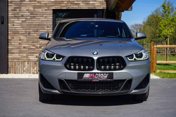 BMW X2 sDrive 18i M-Sport shadow-line 136PK