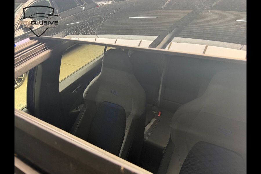 Volkswagen Golf 2.0 TSI R 4Motion PANO| ACC| CAMERA