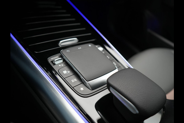 Mercedes-Benz EQA 250+ Business Line 71 kWh LONG RANGE 191pk Dealer O.H. | MBUX Widescreen Navi | Camera | Sfeerverlichting | 18"L.M | Sportstoelen Verwarmd | Apple Carplay | Cruise Control | Navigatie | DAB |