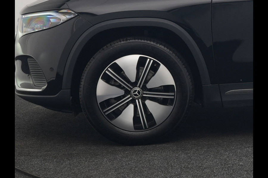 Mercedes-Benz EQA 250+ Business Line 71 kWh LONG RANGE 191pk Dealer O.H. | MBUX Widescreen Navi | Camera | Sfeerverlichting | 18"L.M | Sportstoelen Verwarmd | Apple Carplay | Cruise Control | Navigatie | DAB |