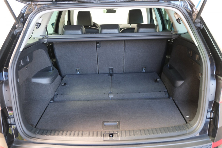 Škoda Kodiaq 1.5 TSI Business Edition 7p. - N.A.P. Airco, Cruise, Carplay, PDC, Navi, Camera, Trekhaak.