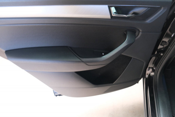 Škoda Kodiaq 1.5 TSI Business Edition 7p. - N.A.P. Airco, Cruise, Carplay, PDC, Navi, Camera, Trekhaak.