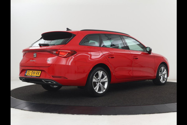Seat Leon 1.4 TSI eHybrid PHEV FR | SOH 97,5% | Stoelverwarming | Adaptive cruise | Sfeerverlichting | Navigatie | Parkeerhulp | Full LED | Stuurverwarming | Bluetooth | Plug In