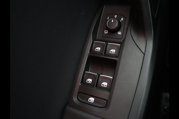 Seat Leon 1.4 TSI eHybrid PHEV FR | SOH 97,5% | Stoelverwarming | Adaptive cruise | Sfeerverlichting | Navigatie | Parkeerhulp | Full LED | Stuurverwarming | Bluetooth | Plug In