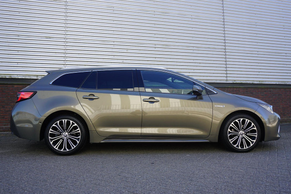 Toyota Corolla Touring Sports 1.8 Hybrid Executive/Trekhaak/Dealeronderhouden/ Head-Up/Stoelverwarming.