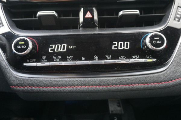 Toyota Corolla Touring Sports 1.8 Hybrid Executive/Trekhaak/Dealeronderhouden/ Head-Up/Stoelverwarming.