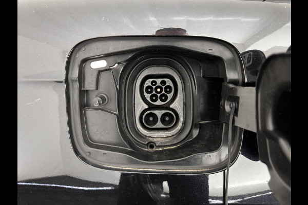 Škoda ENYAQ iV 60 [ 3-Fase ] {SOH-87%} (INCL-BTW) *LEATHER-FABRIC | FULL-LED | ADAPTIVE-CRUISE | BLINDSPOT | DIGI-COCKPIT | CAMERA | KEYLESS | NAVI-FULLMAP | AMBIENT-LIGHT | ECC | HEATED-COMFORTSEATS | DAB+ | PDC | 20''ALU*