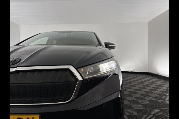 Škoda ENYAQ iV 60 [ 3-Fase ] {SOH-87%} (INCL-BTW) *LEATHER-FABRIC | FULL-LED | ADAPTIVE-CRUISE | BLINDSPOT | DIGI-COCKPIT | CAMERA | KEYLESS | NAVI-FULLMAP | AMBIENT-LIGHT | ECC | HEATED-COMFORTSEATS | DAB+ | PDC | 20''ALU*