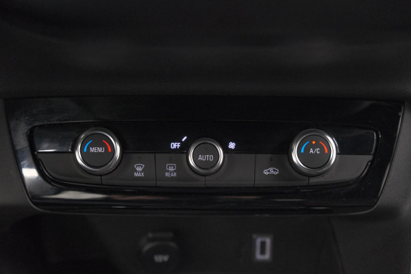 Opel Corsa Turbo 100 GS | Navigatie | Camera | Dodehoekdetectie | Apple Carplay