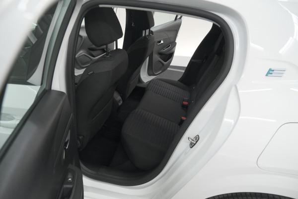 Peugeot e-208 EV Active 50 kWh | 11 KW Laadfunctie | Parkeersensoren | Apple Carplay
