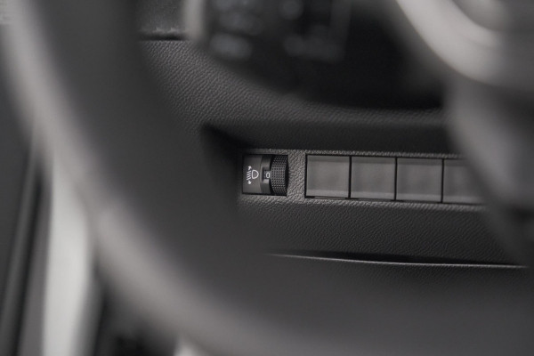 Peugeot e-208 EV Active 50 kWh | 11 KW Laadfunctie | Parkeersensoren | Apple Carplay
