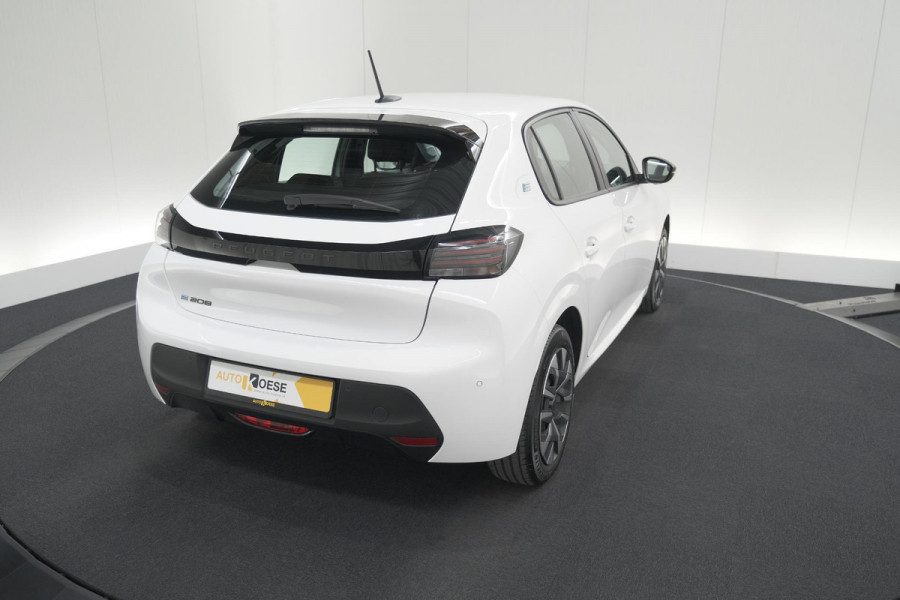 Peugeot e-208 EV Active 50 kWh | 11 KW Laadfunctie | Parkeersensoren | Apple Carplay